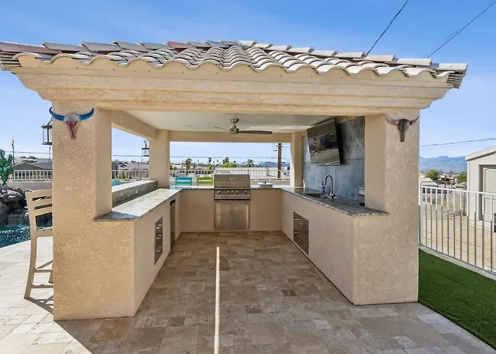 Havasu Hacienda - Pool Hot Tub Outdoor Kitchen Lake Havasu City