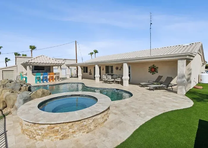 Havasu Hacienda - Pool Hot Tub Outdoor Kitchen Lake Havasu City