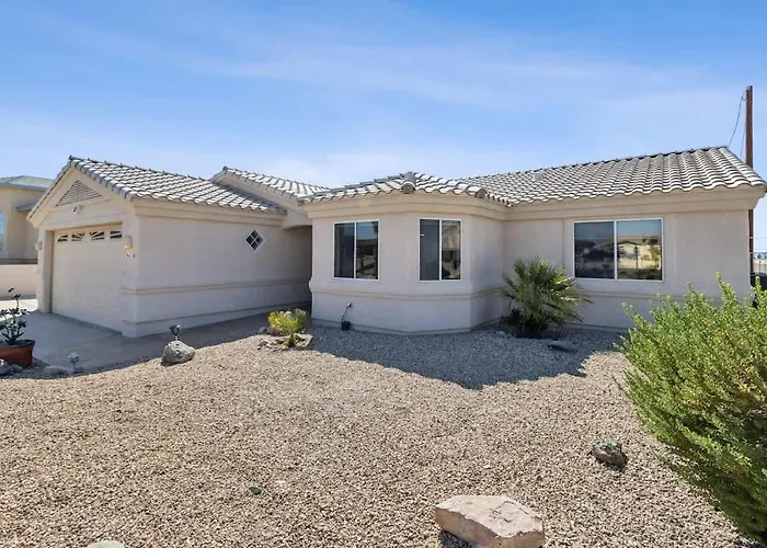 Havasu Hacienda - Pool Hot Tub Outdoor Kitchen Holiday home