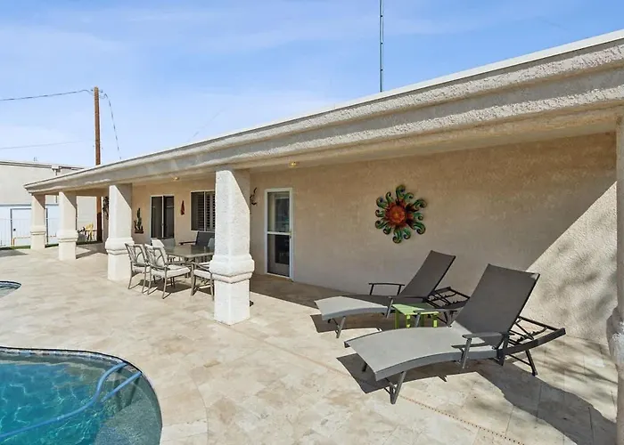 Havasu Hacienda - Pool Hot Tub Outdoor Kitchen Holiday home *